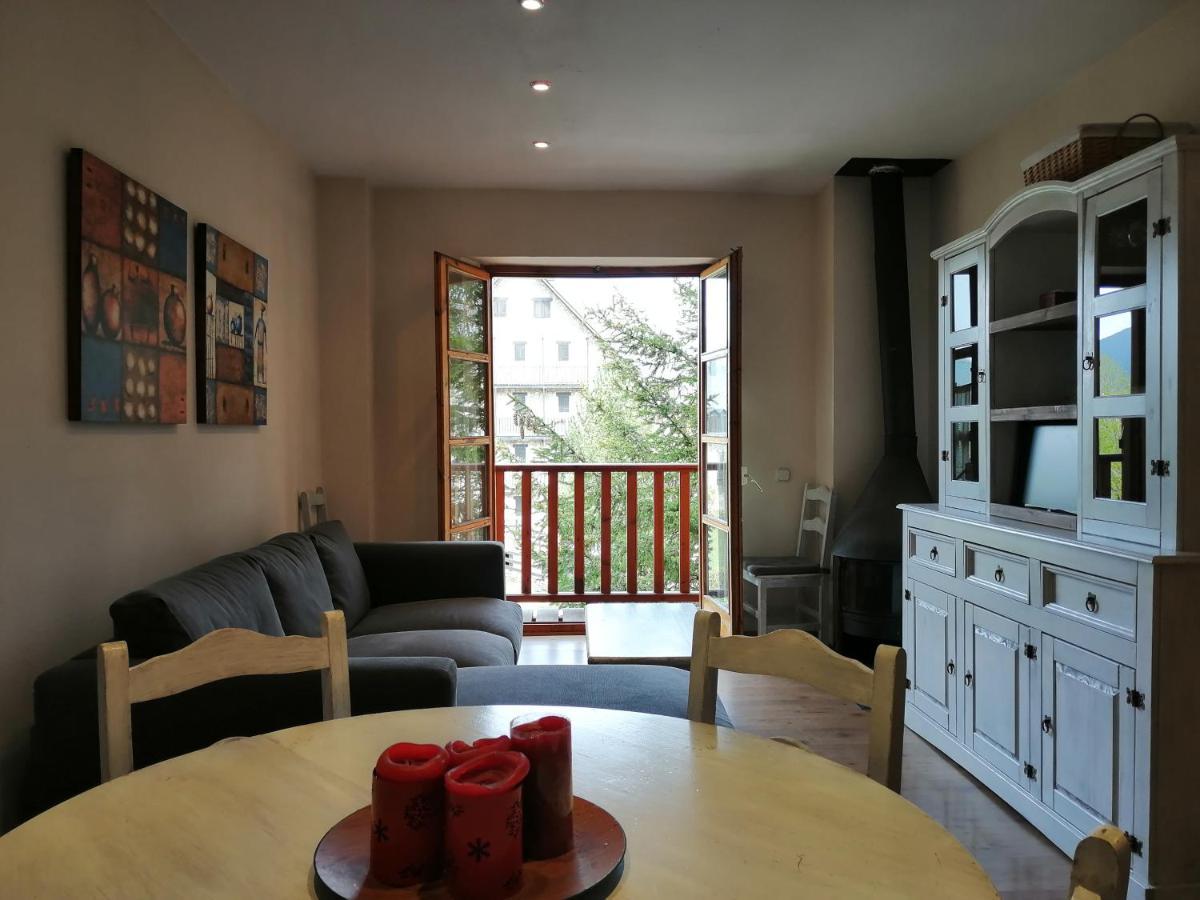 Apartamento Familiar Y Comodo Muntanyo 1 Pla de l'Ermita Esterno foto