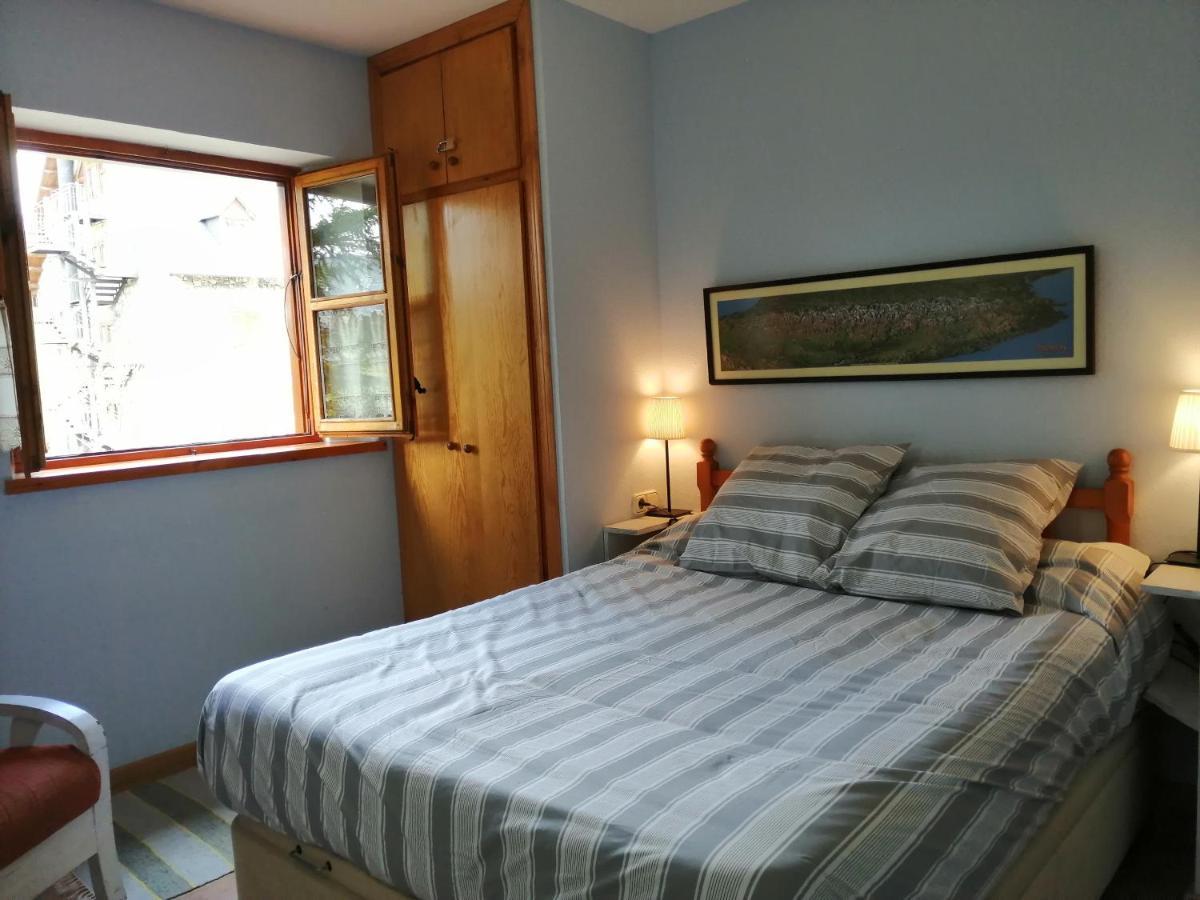 Apartamento Familiar Y Comodo Muntanyo 1 Pla de l'Ermita Esterno foto